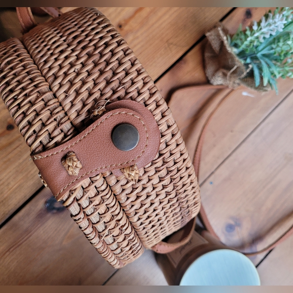 Rattan Woven Drum Bag - Picture 2 of 7
